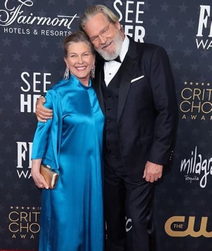 Uncovering The Life And Impact Of A Renowned Journalist