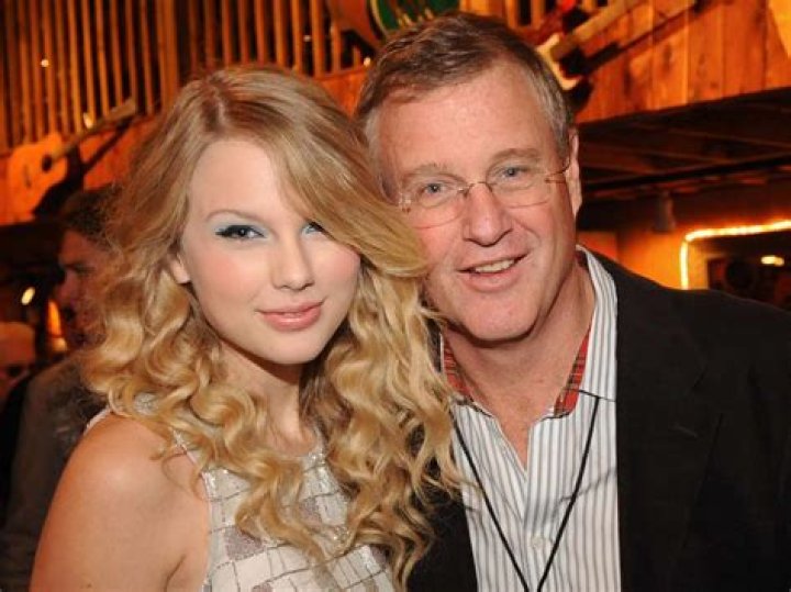 Taylor Swift's Parents' Remarriage And Its Impact