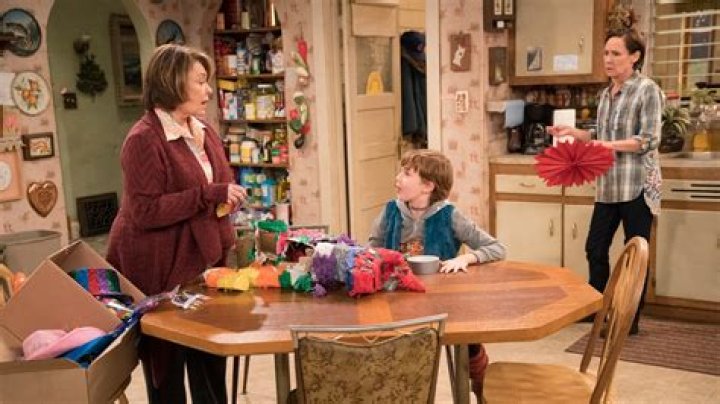 The Roseanne Reboot Is A Hazard To Trans People, No Exceptions