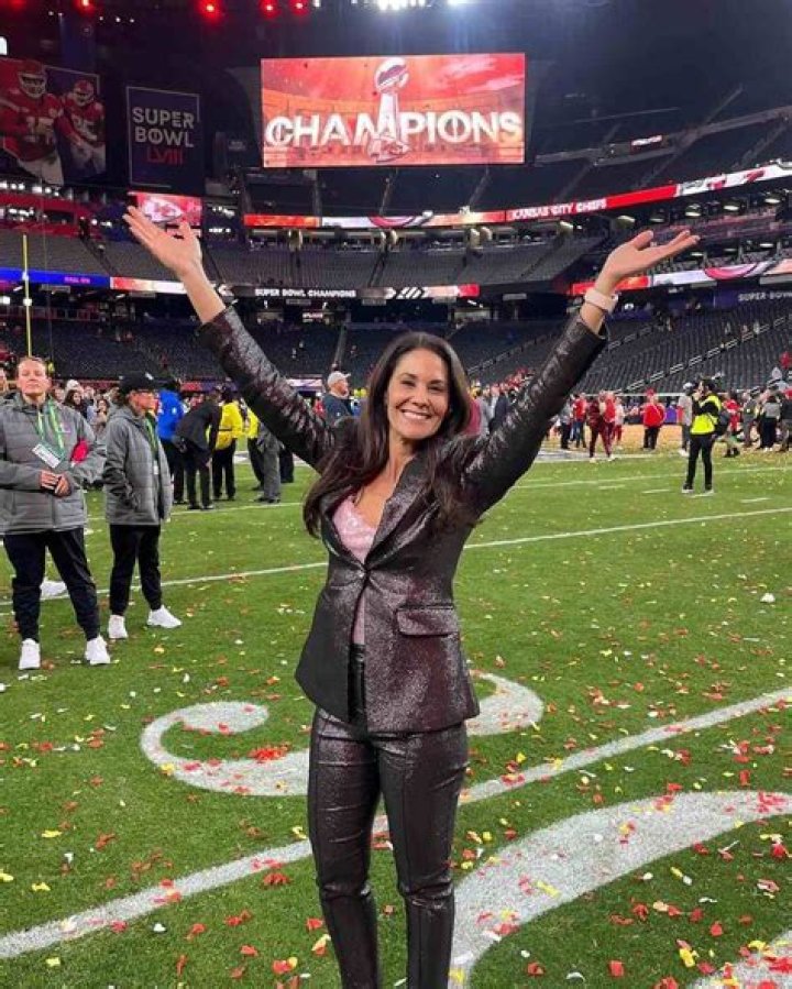 Tracy Wolfson's Profile: Height, Weight, Net Worth, And Age