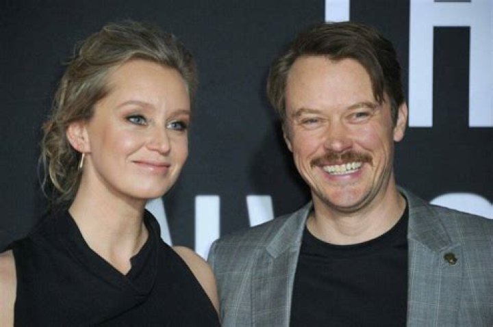 Michael Dorman's Enigmatic Love Life Revealed