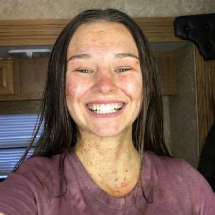 Enhance Your Online Presence With Zoe Marlett: The Ultimate Guide